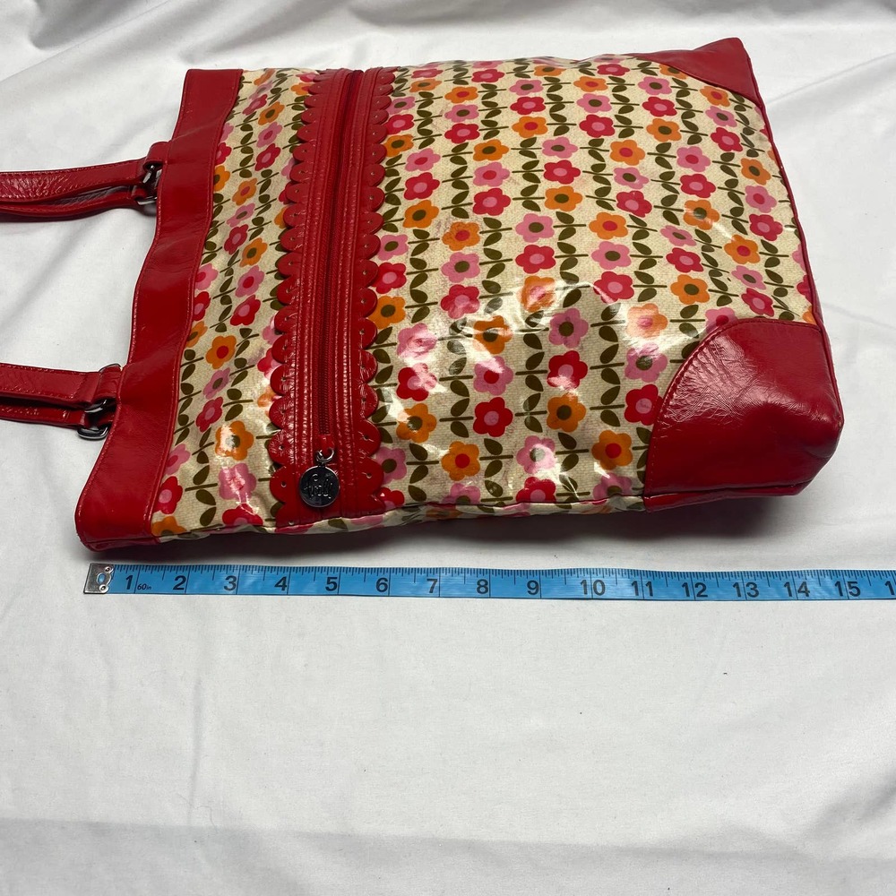 Vera Bradley Frill large tote shoulder bag red patent trim floral body - Picture 4 of 13